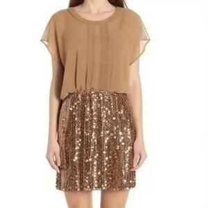 Joei & I Dress Small Honey Camel Tan Pleated Sequin Keyhole Glamorous Party Chic